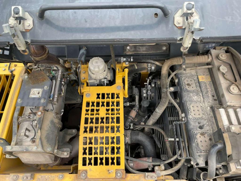 Komatsu PC240NLC-10 Foto 29