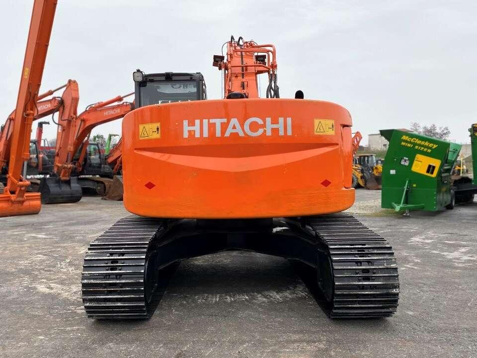Hitachi ZX225 USBLC Foto 12