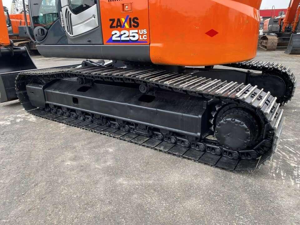 Hitachi ZX225 USBLC Foto 9