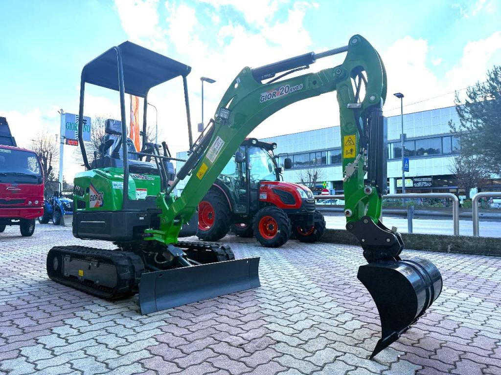 Gior 20 Evo.5 - CARRO ALLARGABILE - MOTORE KUBOTA Foto 2