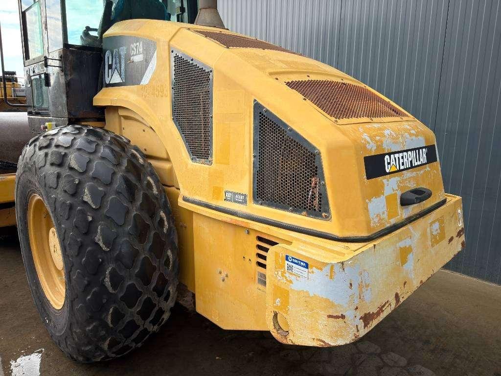 Caterpillar CS74 Foto 7