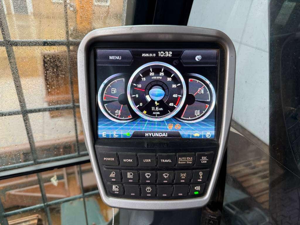 Hyundai HX235 LCR - Extra Bucket / Automatic Greasing Foto 12