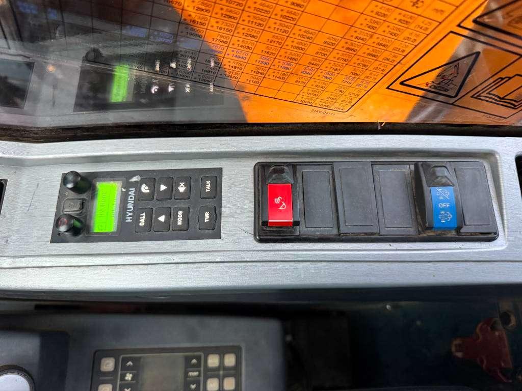 Hyundai HX235 LCR - Extra Bucket / Automatic Greasing Foto 15