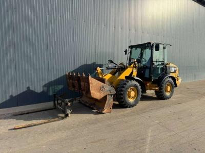 Caterpillar 906M Foto 1