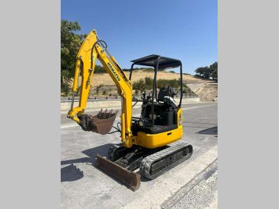 Komatsu PC16R-3HS vendida por Omeco Spa
