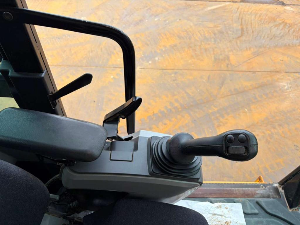 Caterpillar 320FL Foto 26