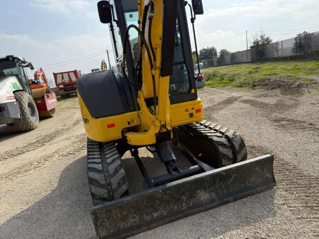 Komatsu PC 50 Foto 3