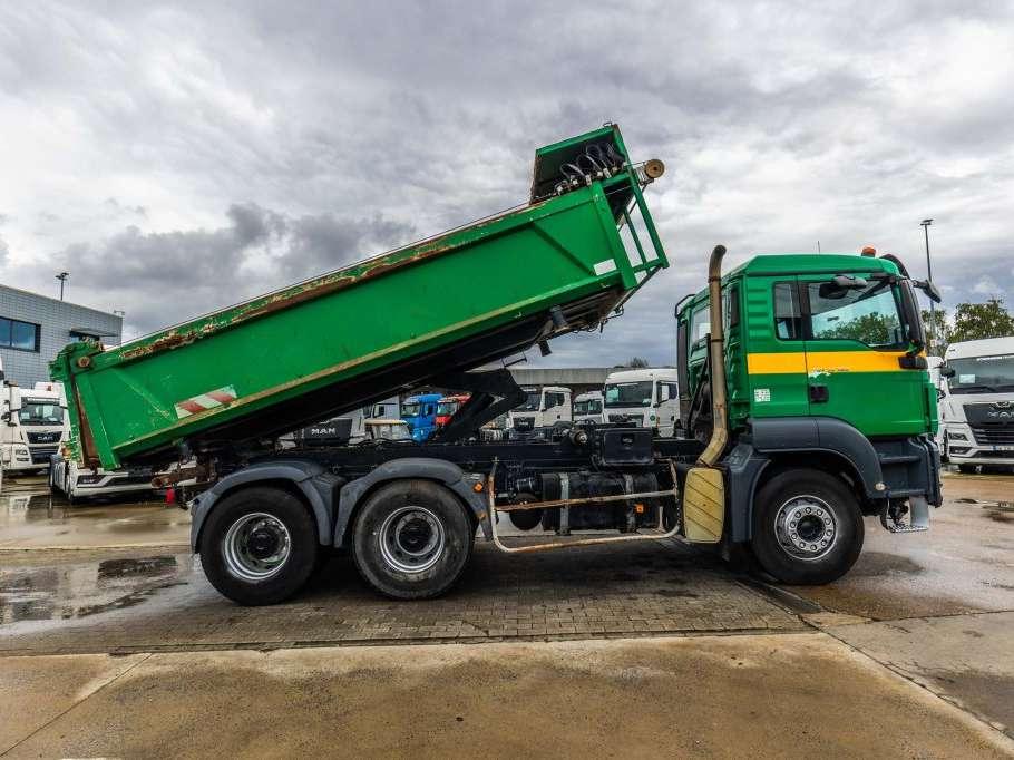 Man TGS 33.360 BB+BIBENNE+BAE Foto 3