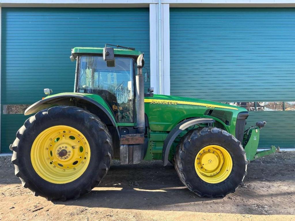John Deere 8120 Powershift Foto 4