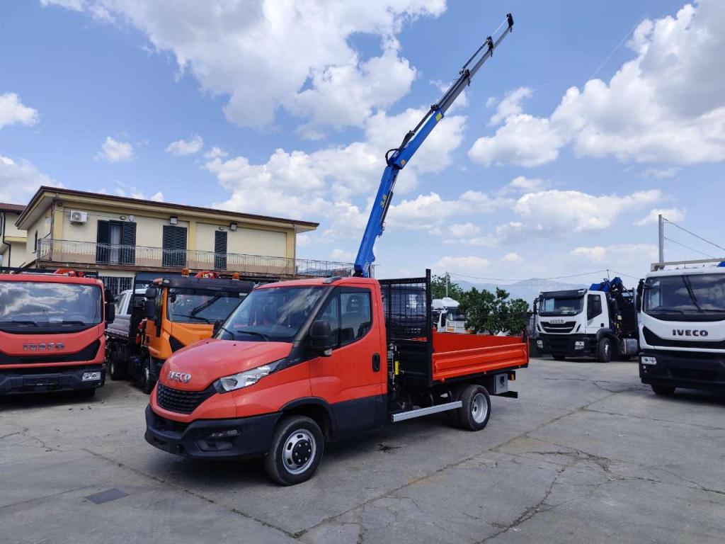 Iveco DAILY 35-120 Foto 22