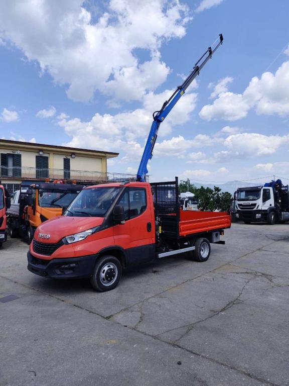Iveco DAILY 35-120 Foto 23