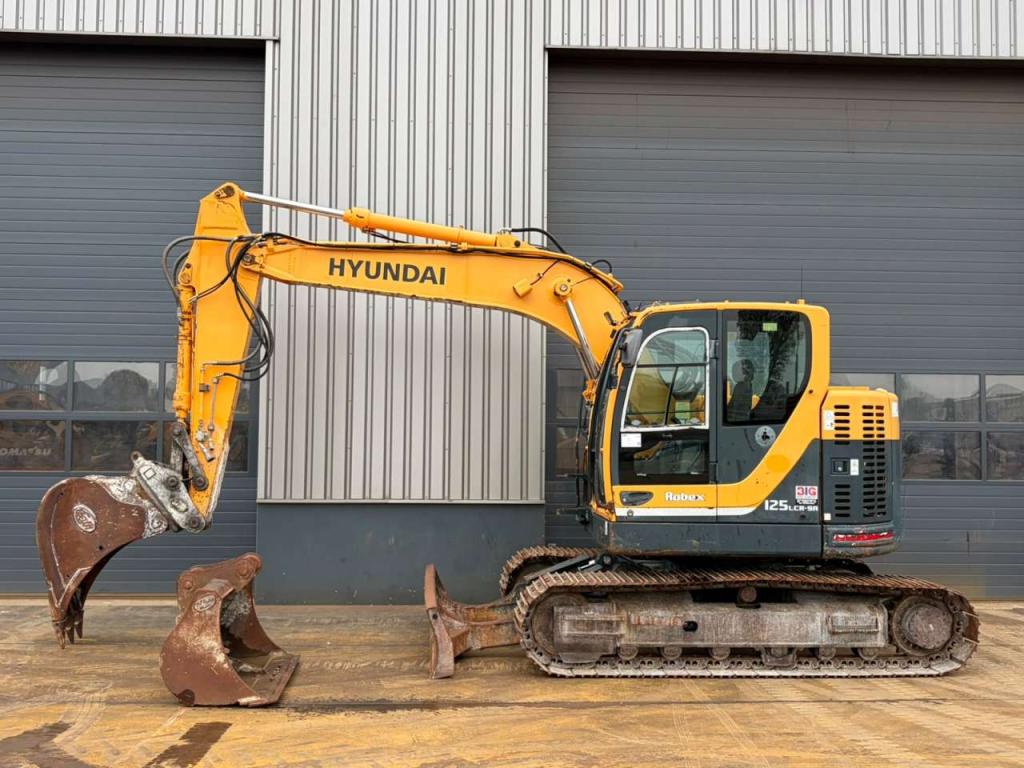 Hyundai R125LCR-9A Foto 1