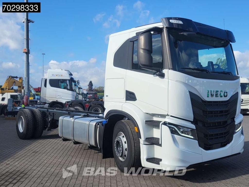 Iveco S-Way 340 4X2 NEW! Chassis Automatic Navi LED Euro 6 Foto 3