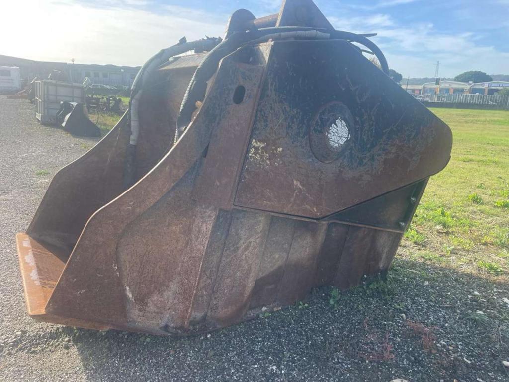 MB CRUSHER BF90-3 Foto 2