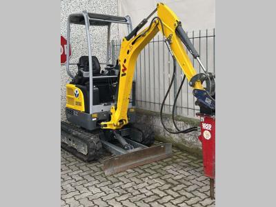 Case EZ17 vendida por Iveco Orecchia Spa