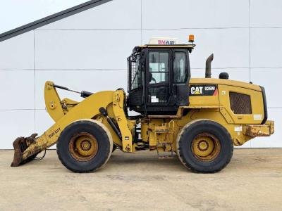 Caterpillar 926M - Dutch Machine / Automatic Greasing vendida por Boss Machinery