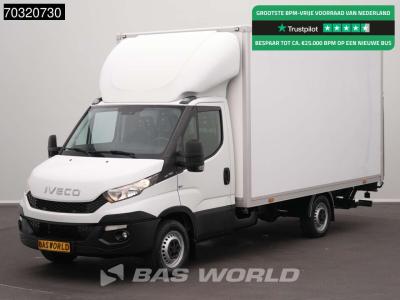 Iveco Daily 35S13 Laadklep Zijdeur Bakwagen Airco Cruise Standkachel Euro6 Meubelbak Koffer Airco Cruise vendida por BAS World B.V.