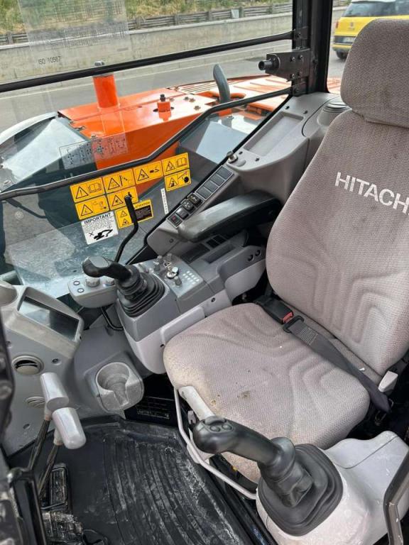 Hitachi ZX85USB-5A Foto 5