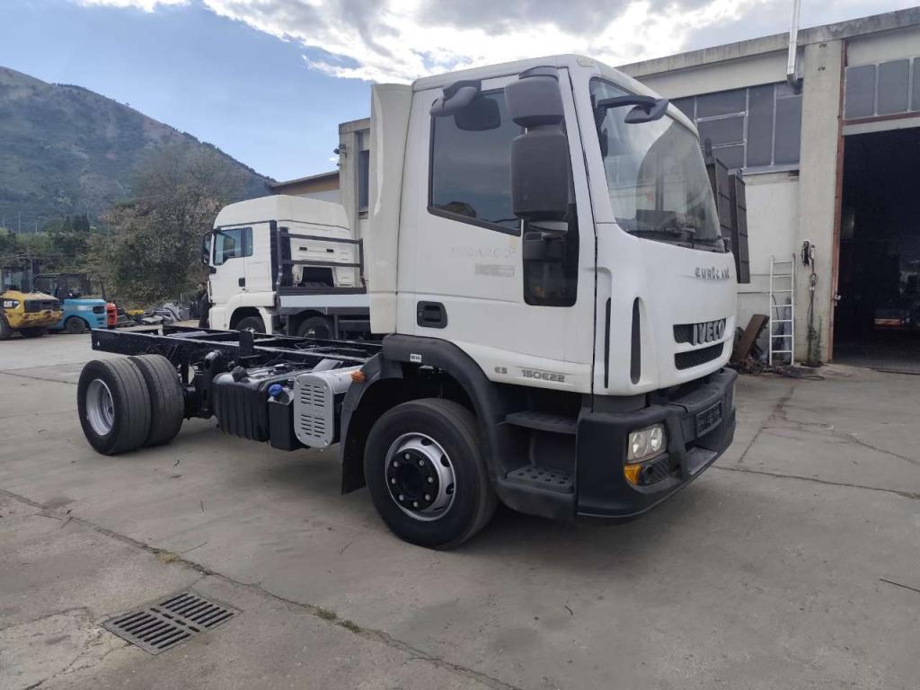 Iveco EUROCARGO 150E22P Foto 30