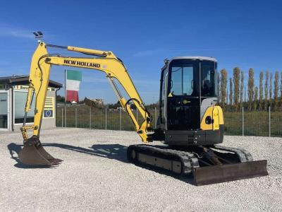 New Holland E 50.2 C vendida por Zeta Macchine Srl