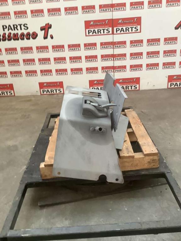 Parti carrozzeria varia para Hitachi ZAXIS 135US Foto 4