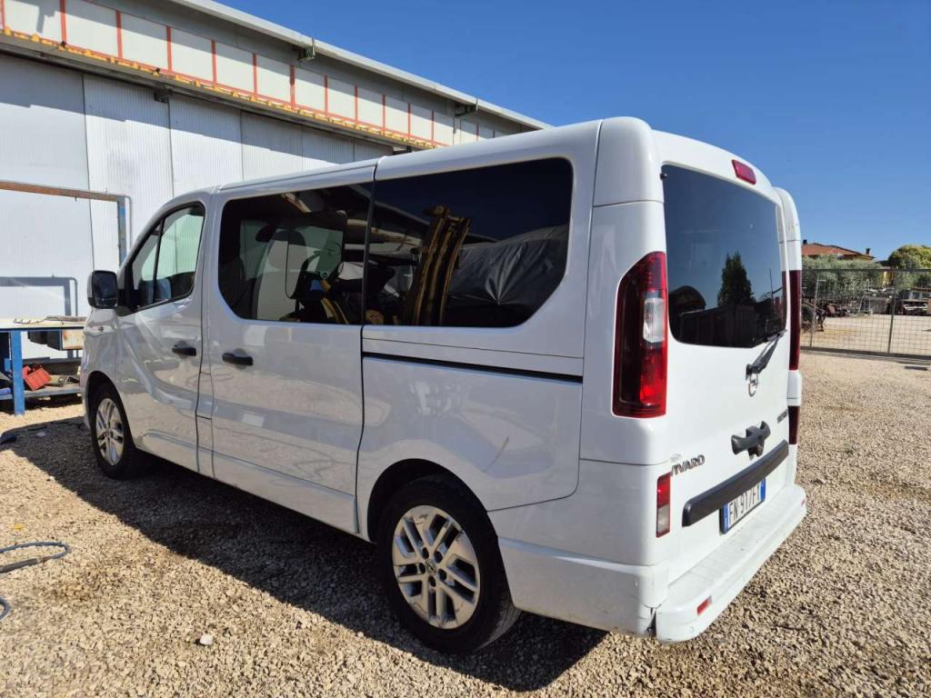 Opel VIVARO Foto 3