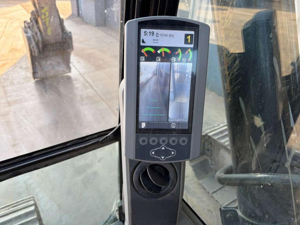 Caterpillar 320FL Foto 22