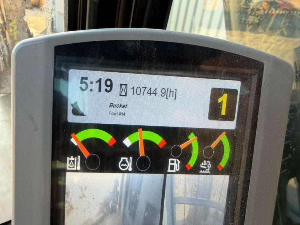 Caterpillar 320FL Foto 23
