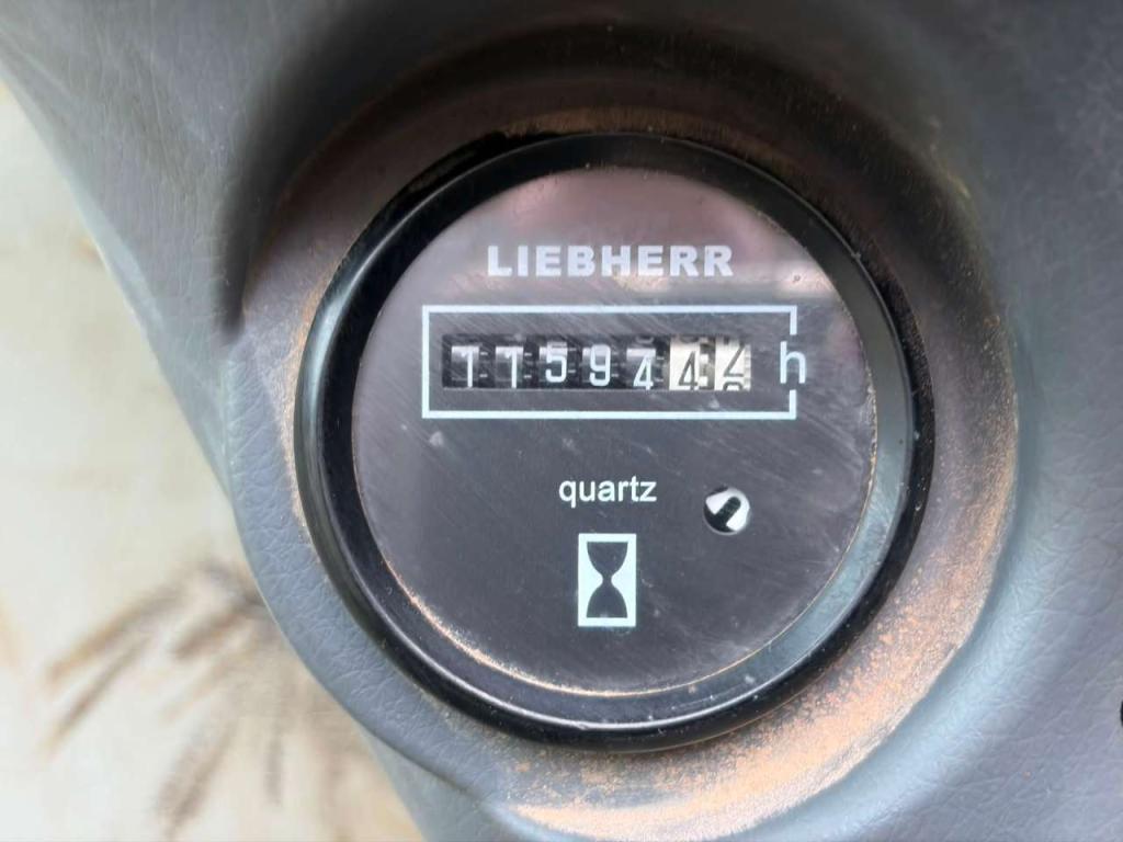 Liebherr A314 Foto 24
