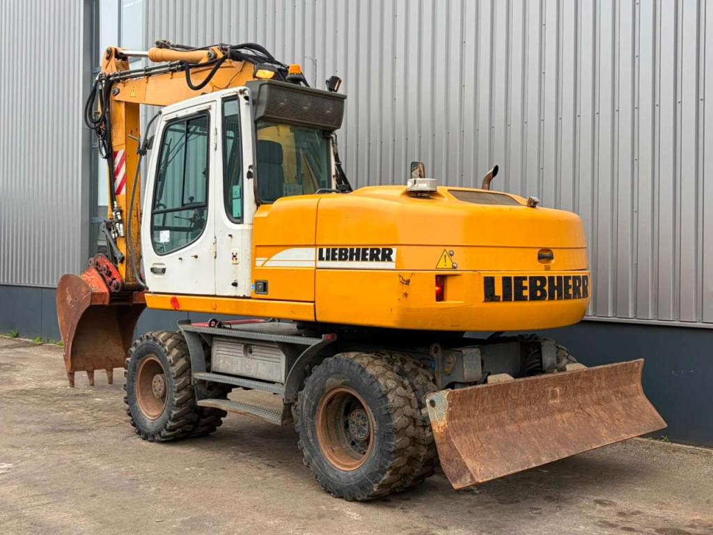 Liebherr A314 Foto 3