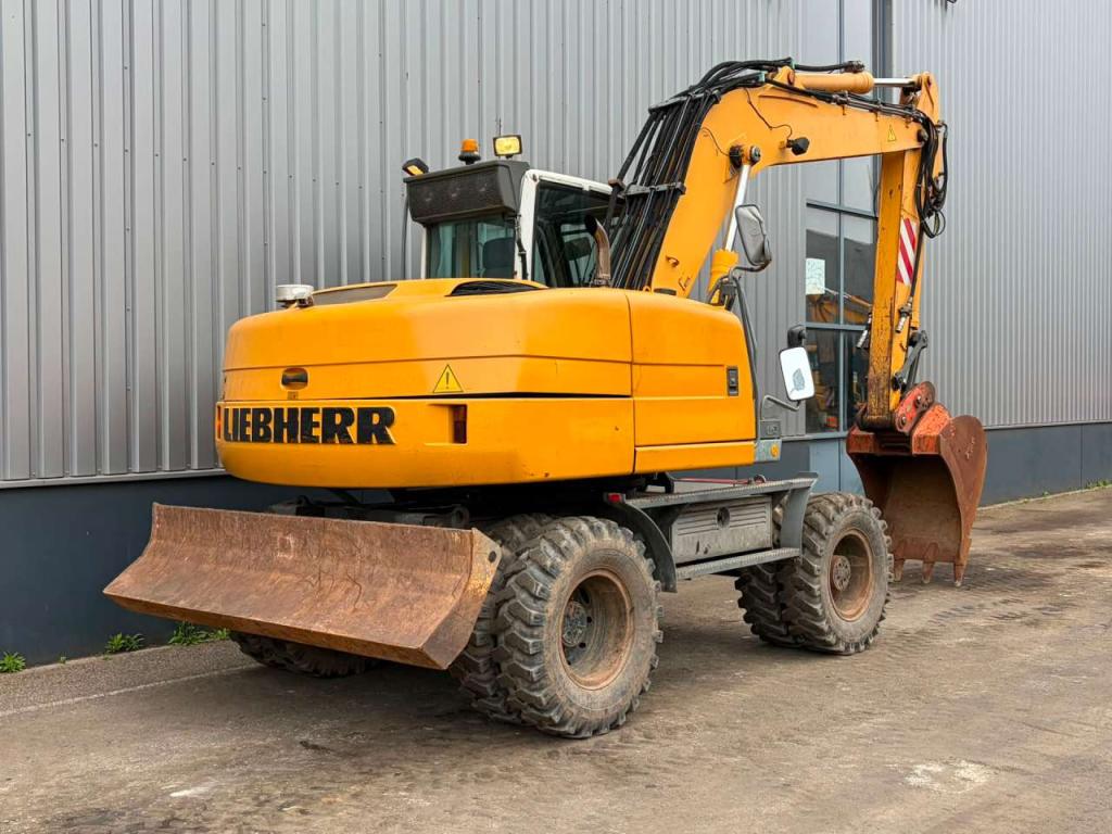 Liebherr A314 Foto 8