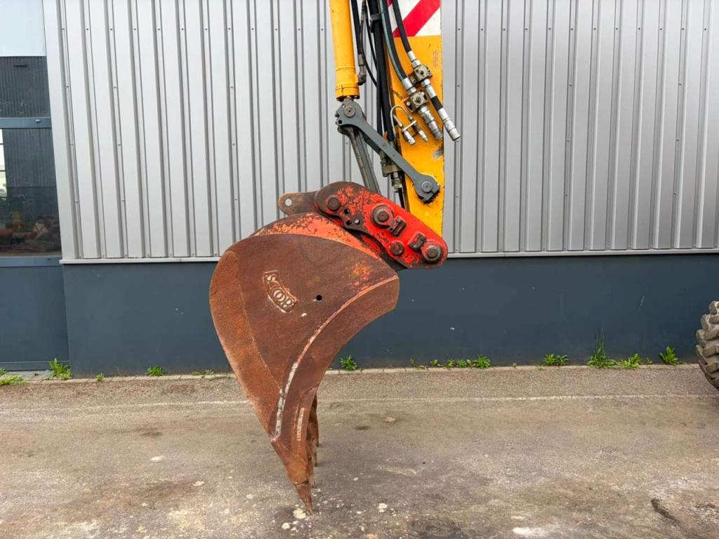 Liebherr A314 Foto 9