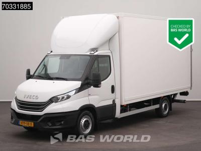 Iveco Daily 35S18 3.0L Automaat Laadklep Bakwagen LED Navi Airco Cruise Camera Euro6 Meubelbak Koffer A/C vendida por BAS World B.V.