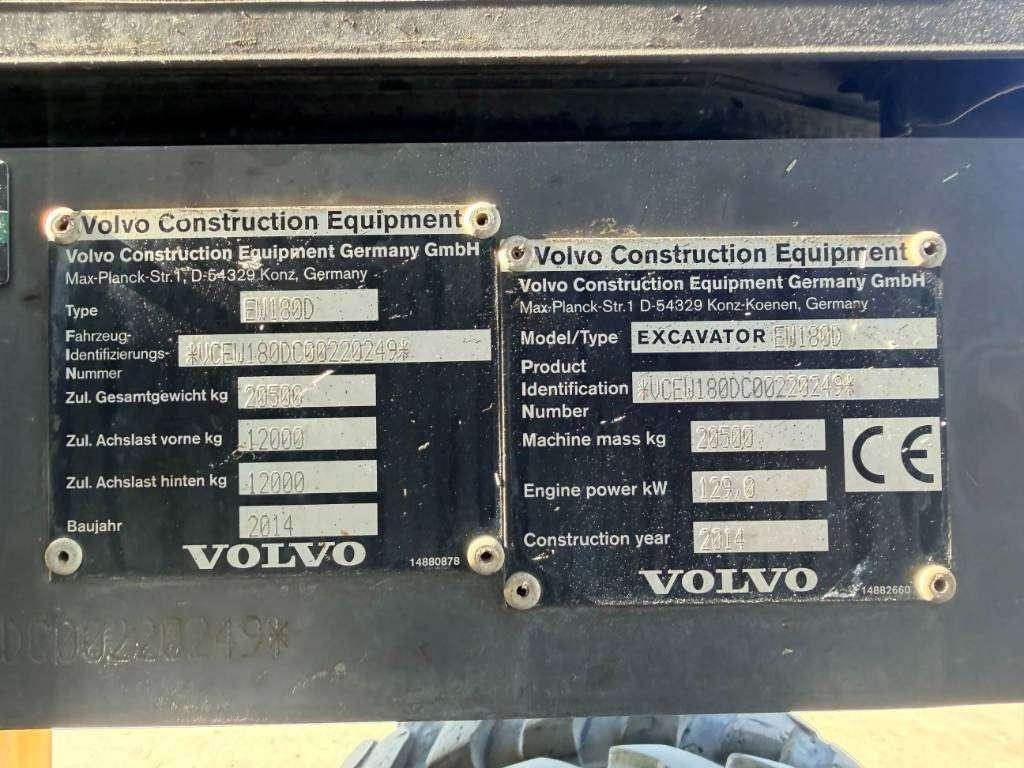 Volvo 180D Foto 9