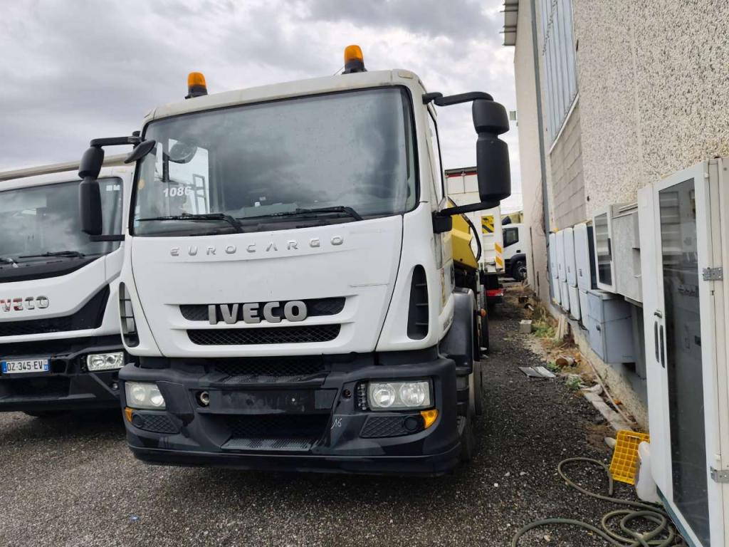 Iveco EUROCARGO 180E25K Foto 17