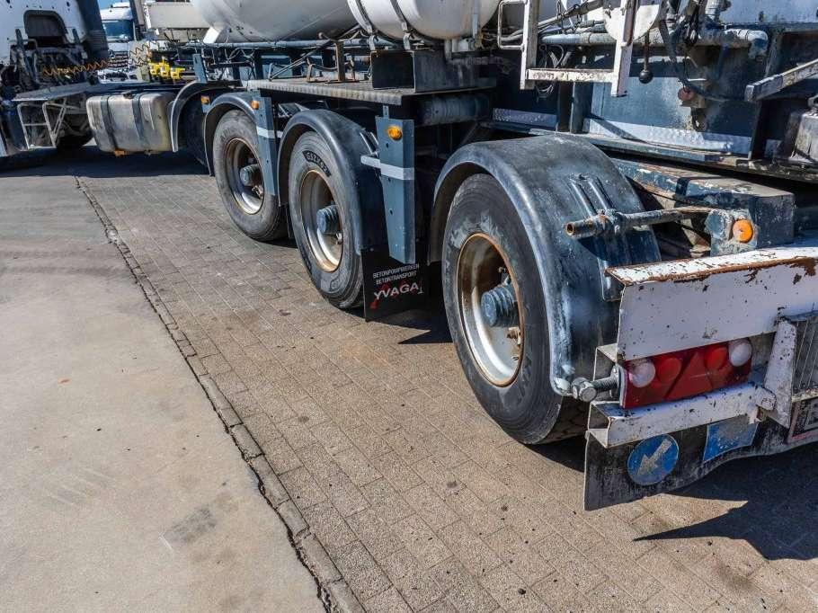 Renders BETON MIXER 12M3 + MOTOR (MALAXEUR/MISCHER) Foto 13