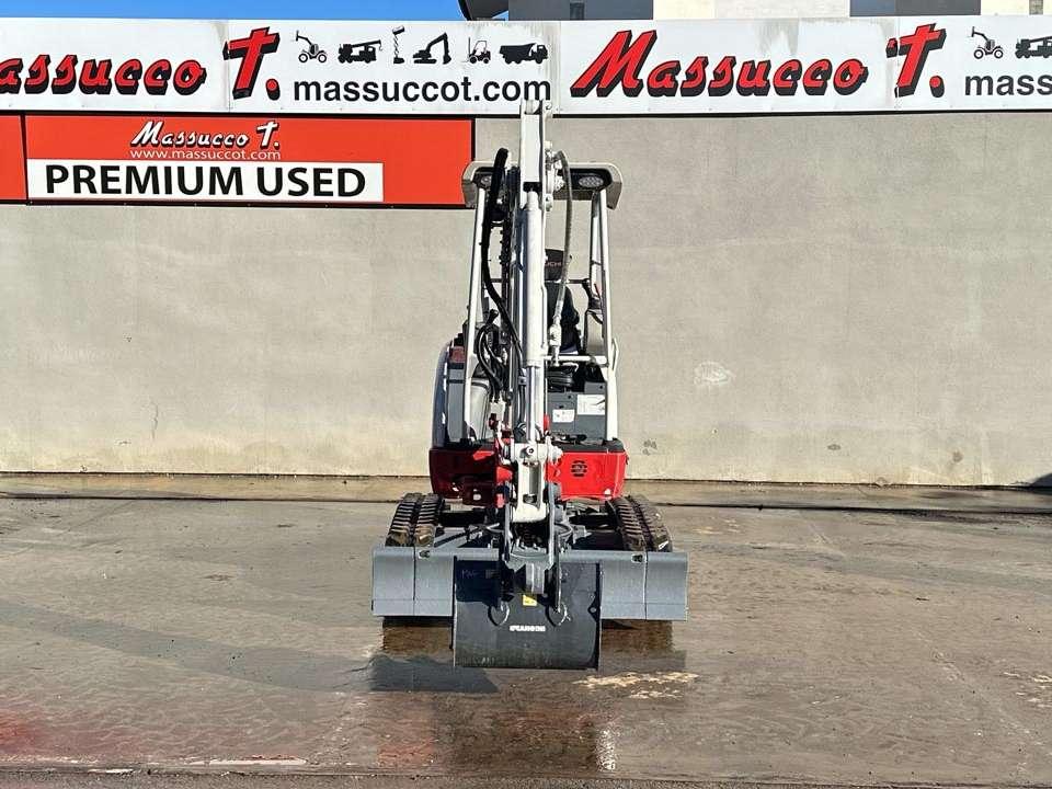 Takeuchi TB225 Foto 18