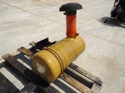 Carcasa del filtro de aire para Hitachi LX170 vendida por OLM 90 Srl