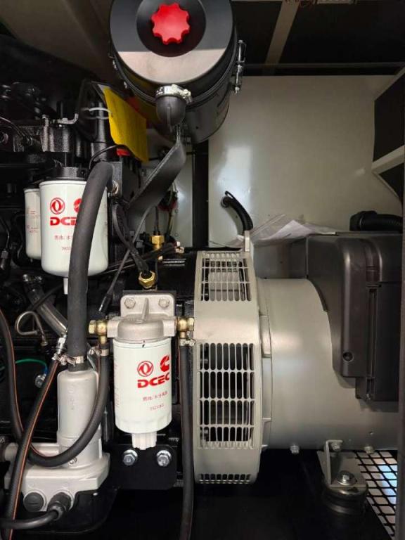 Cummins 4BT3.9-G2 - 45 kVA Generator - DPX-19831 Foto 13