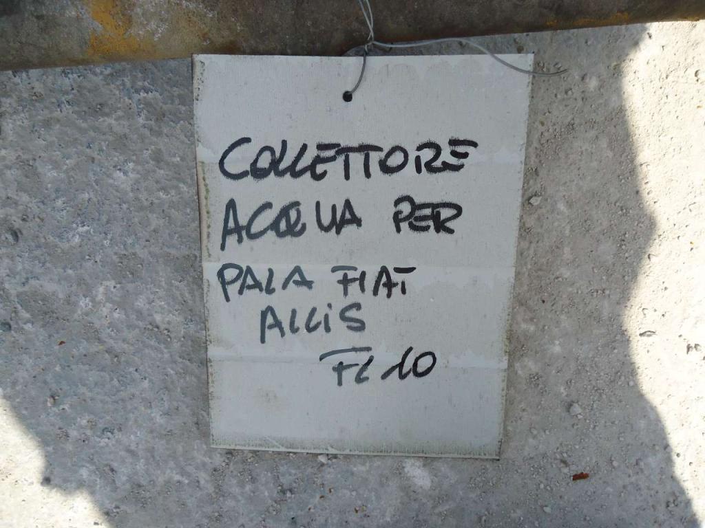 Colector de agua para Fiat Allis FL10 Foto 4