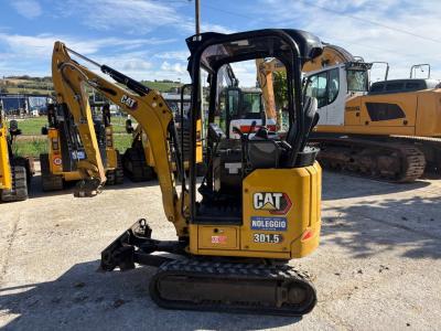 Caterpillar 301,5 vendida por G.R. Import Export