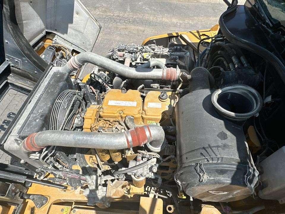 Caterpillar 745C 6X6 Foto 13