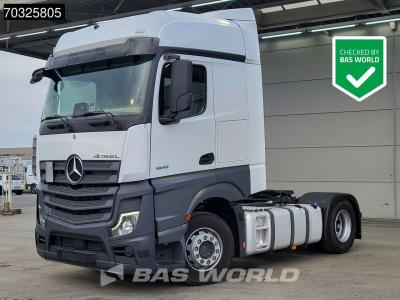 Mercedes-Benz Actros 1845 4X2 BigSpace 2xTanks Navi Foto 1