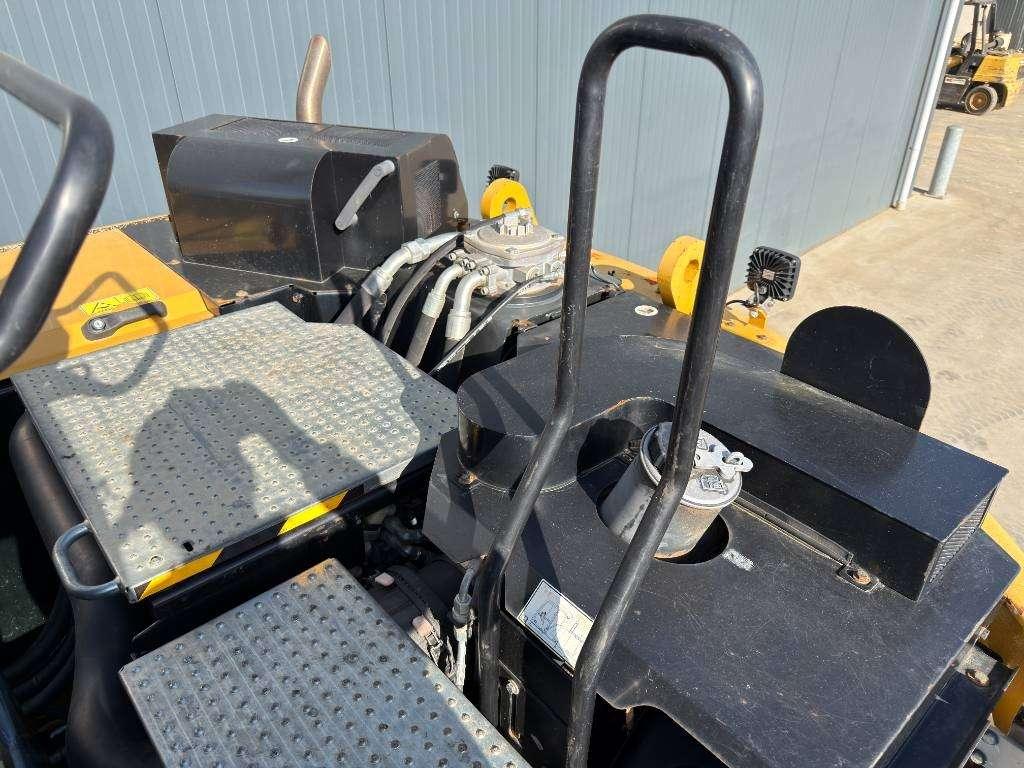 Caterpillar M315F - With OilQuick Foto 29