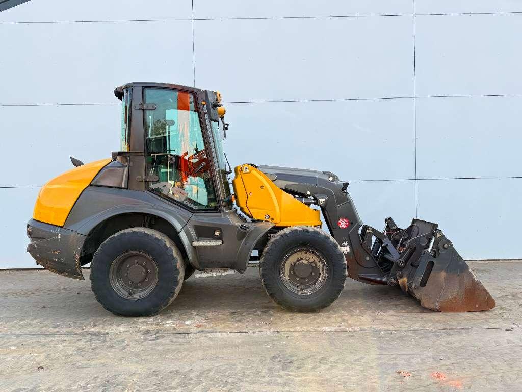 Mecalac AS900 - Bucket + Forks / Mecalac Foto 7