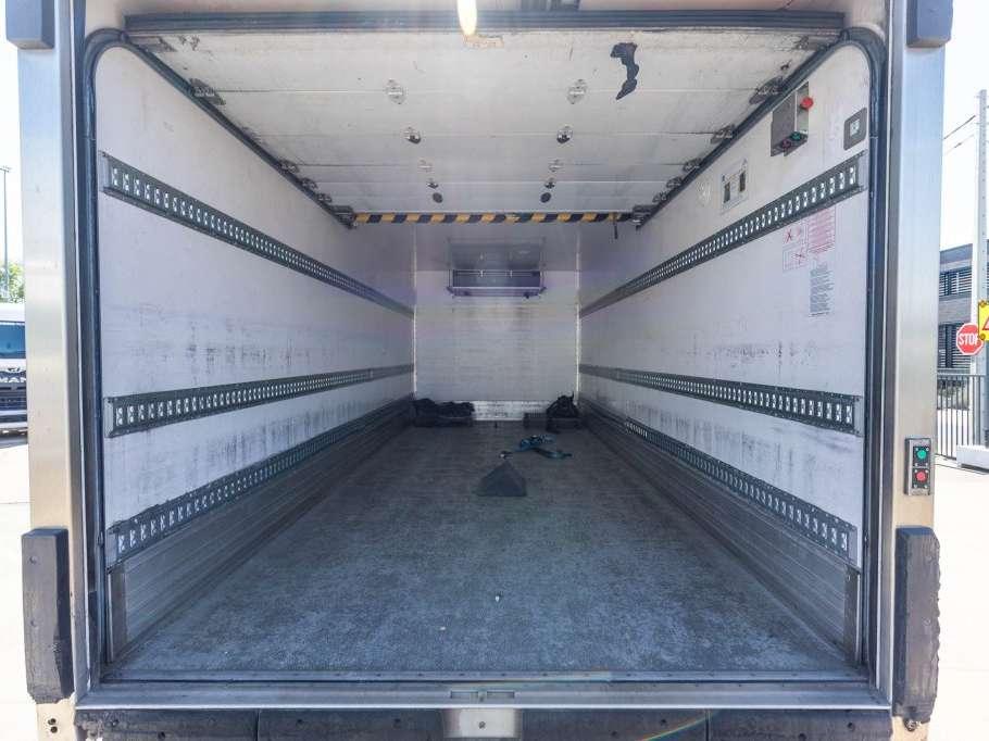 Renault D10 210 DXI // FRIGO CARRIER SUPRA 750+HAYON Foto 11