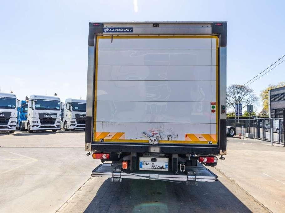 Renault D10 210 DXI // FRIGO CARRIER SUPRA 750+HAYON Foto 5
