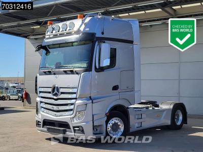 Mercedes-Benz Actros 1963 4X2 Gigaspace Retarder Hydraulic Alcoa's Full-Air Xenon Navi ACC Leder vendida por BAS World B.V.