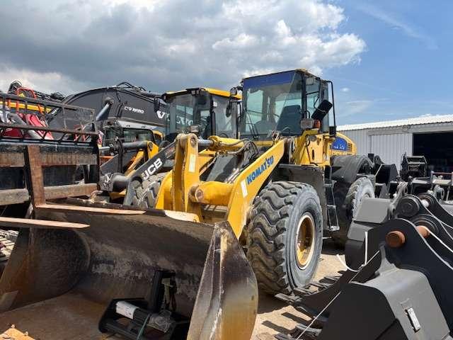 Komatsu WA320 Foto 1