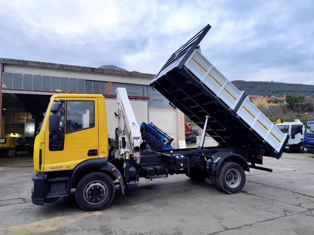 Iveco EUROCARGO 120E28P Foto 17